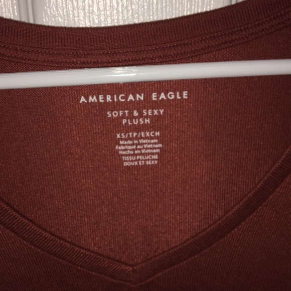 American Eagle burnt orange colored long sleeve - Picture 3 of 3